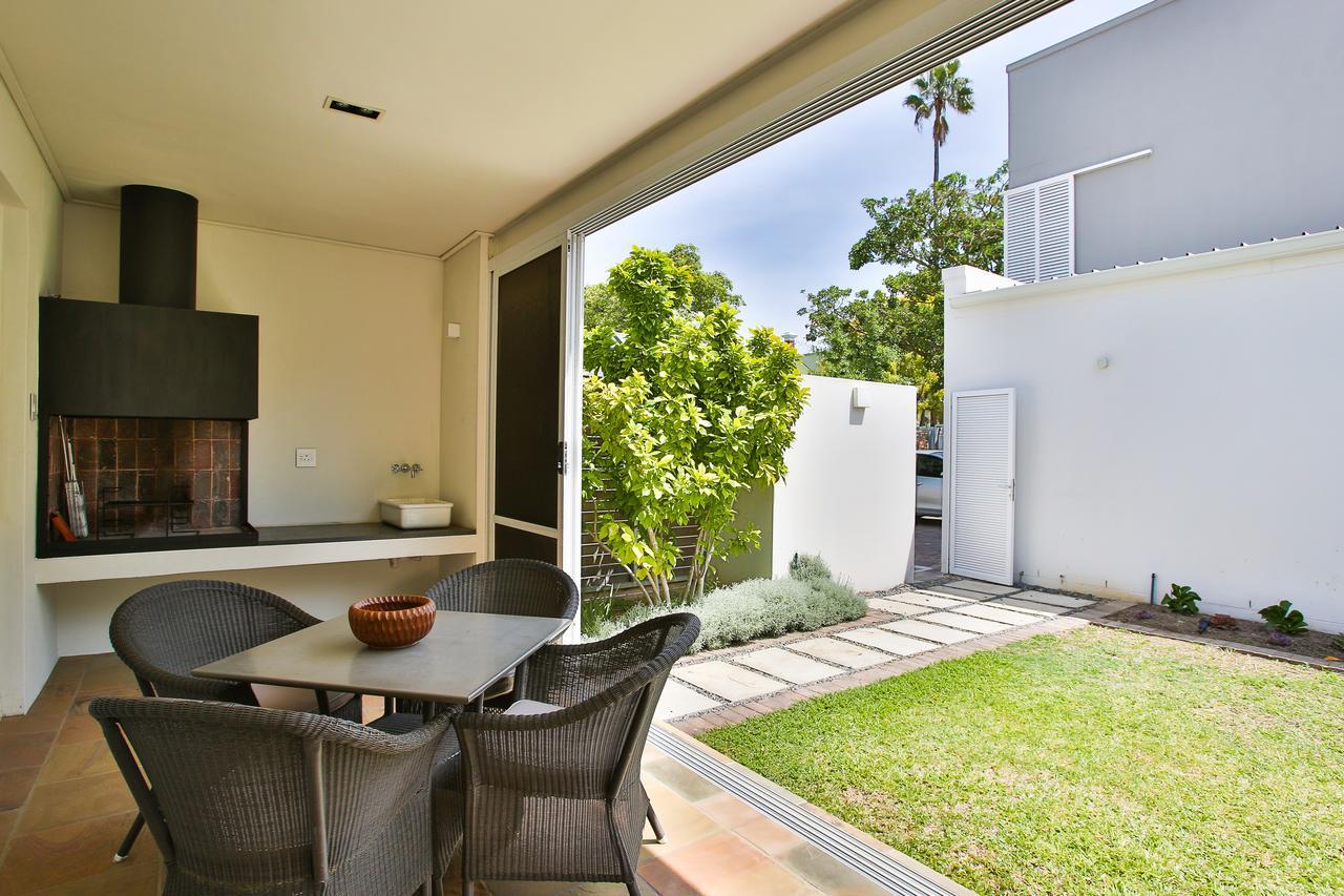 Laanhof Victorian House Self-Catering Hotel Stellenbosch Bagian luar foto
